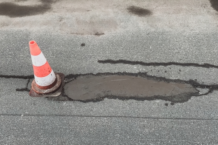 Pothole-Repair-201911-002.jpg